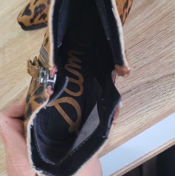 Sam Edelman Calf Hair Leopard Print Ankle Boots EUC 8 Chunky Boho Zip Up - Picture 6 of 10